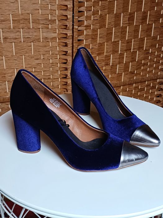 Buty H&M welurowe