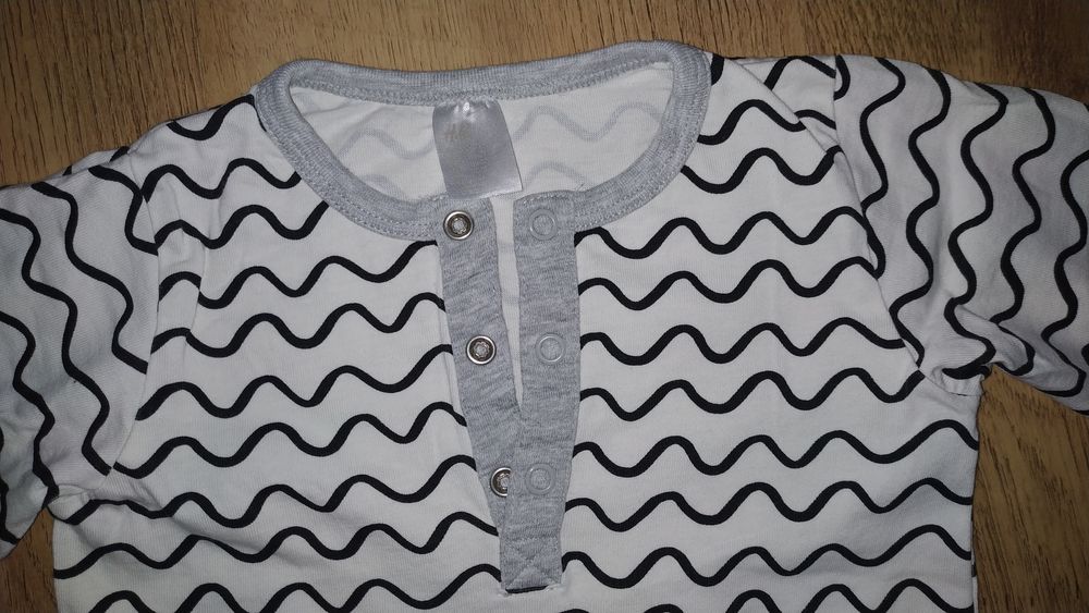 Pajacyk niemowlęcy H&M rozm. 92