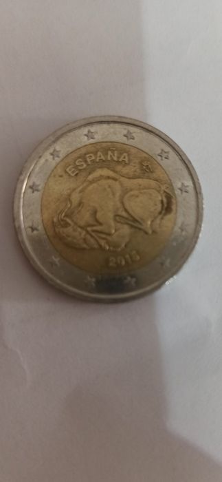 Moedas 2€ e moeda 1€