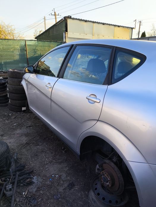 Двери задние seat altea 2005-15г