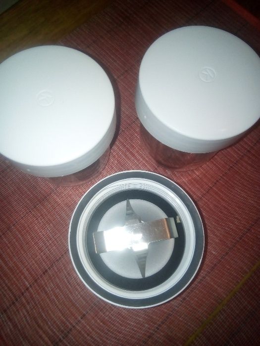 Насадка-Кенвуд АТ-320А (4 ємності з кришками+подрібнювач)новий