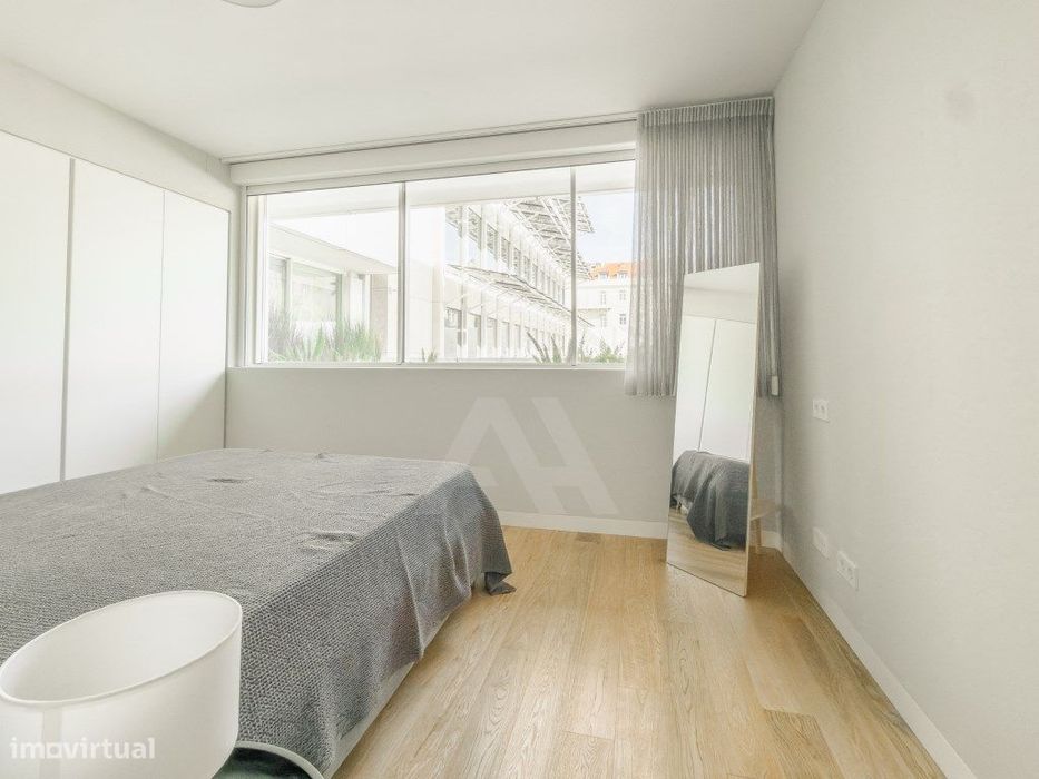 Apartamento T3 de luxo com garagem em Lisboa