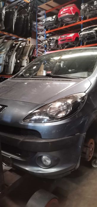 Peugeot 1007 para peças!!