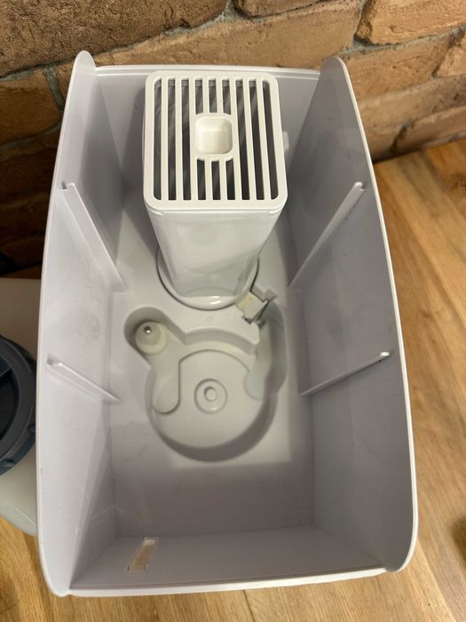 Nawilżacz parowy Boneco S250, zbiornik 3 l, używany