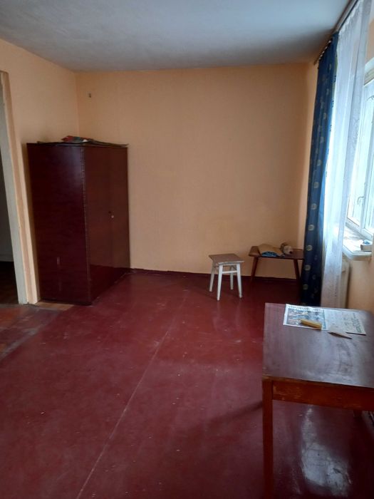 здам 1-ю в центре р-нВала без мебели 2єт5єт