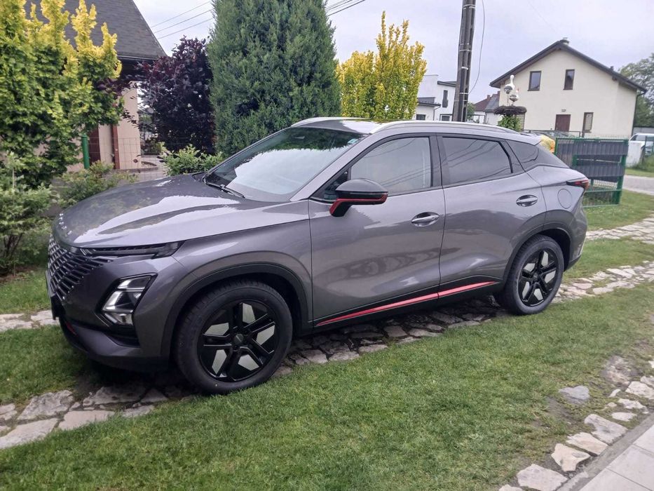 Omoda 5 stan bardzo dobry