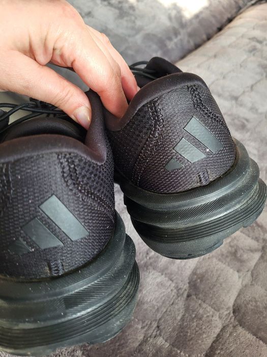 Buty sportowe Adidas Cloudfoam – rozmiar 43 1/3