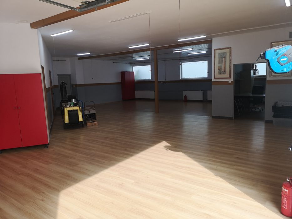 Wynajmę ładny lokal 170 M2