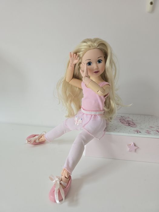 Jolina ballerina. Lalka Jolina balerina.