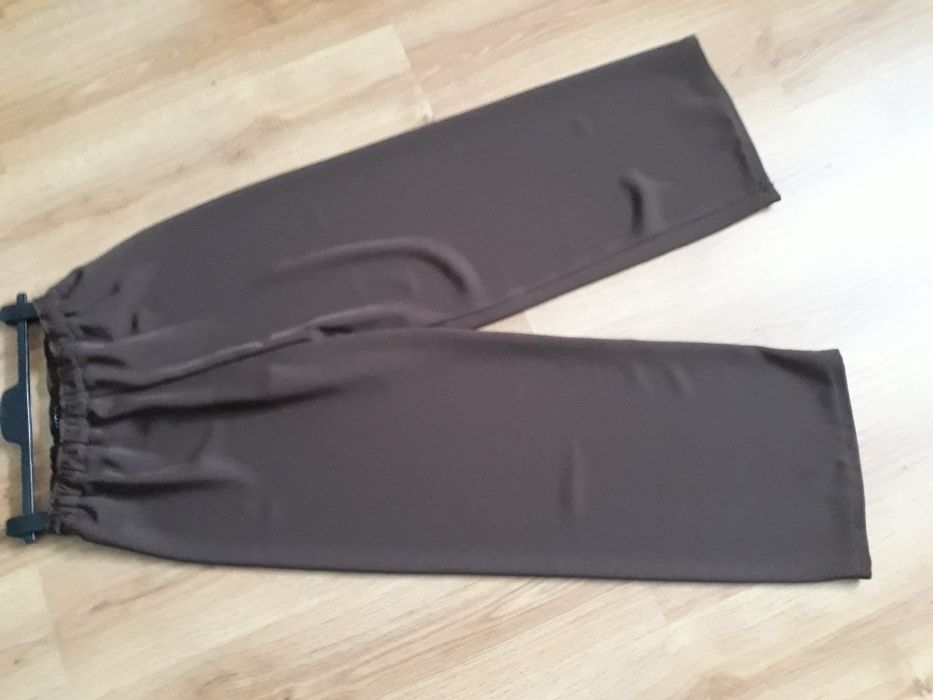 Spodnie damskie  szwedy nowe L