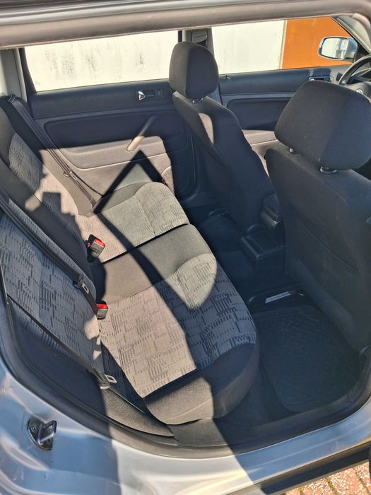 vendo volkswagen passat variante tdi 115