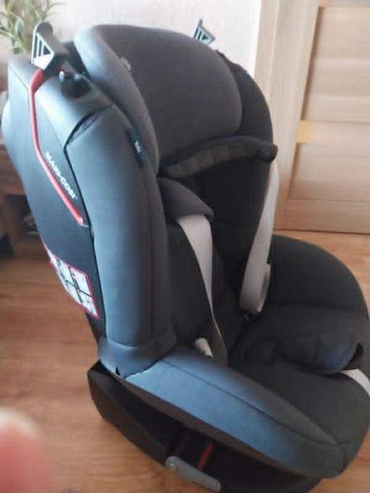 Fotelik samochodowy MAXI-COSI