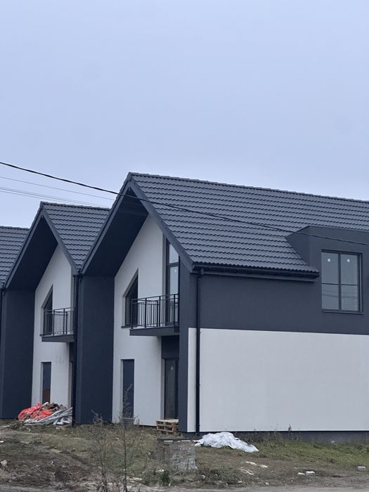 Продаж котеджу з чудовим плануванням, підходить під державні програми