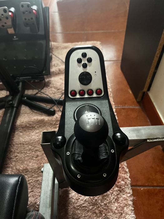 Simulador logotech G27 - Playseat + Volante + cambio + travao de mao