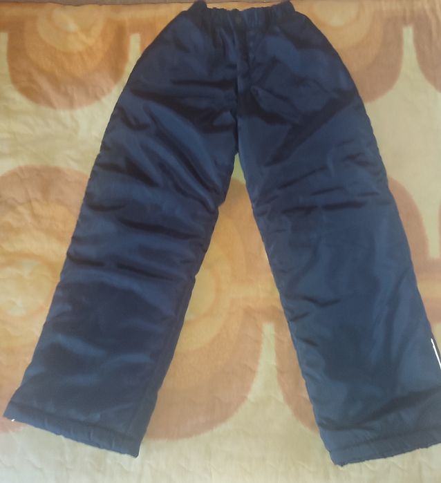 Продам зимние штаны на мальчика