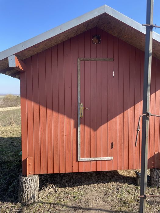 Апі будинок  ,beehome