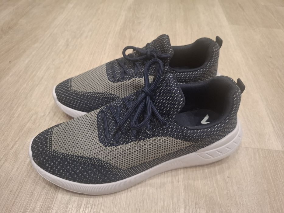 Buty Vty rozmiar 43 długość wkładki 28,3cm  nowe