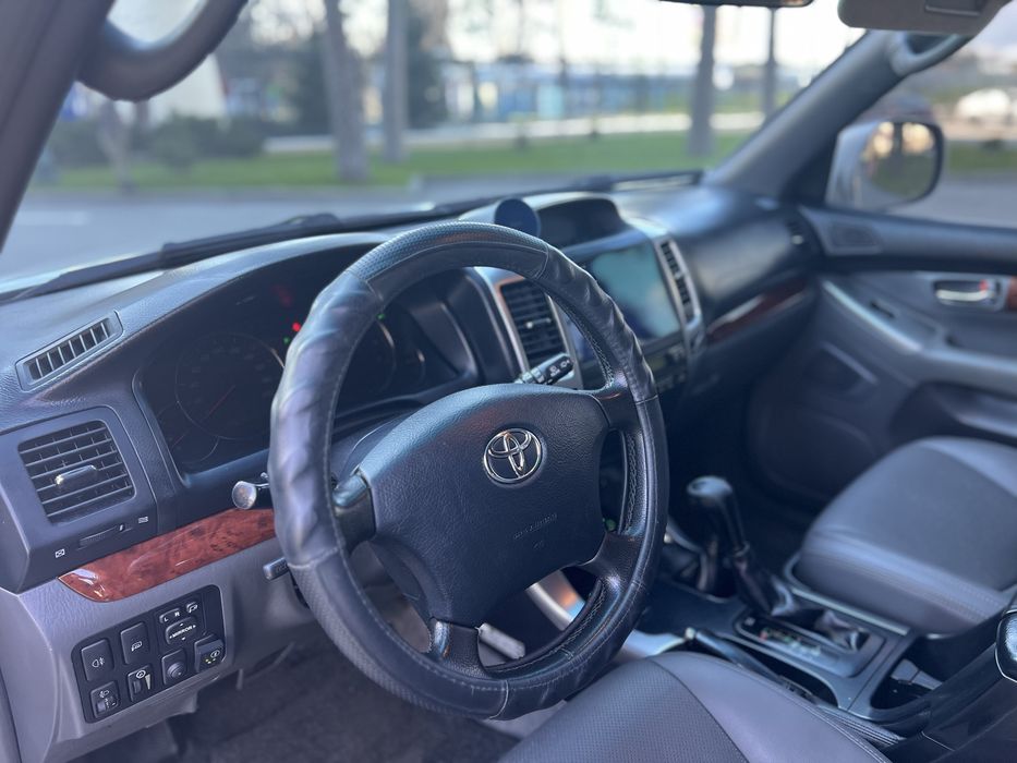 Toyota Land Cruiser Prado 120 2007