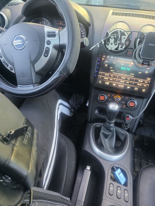 Nissan qashqai 2.0 2010 czarny matt