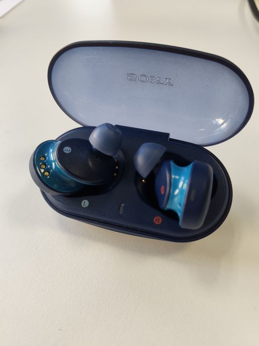 Auriculares Bluetooth True Wireless SONY WF-XB700 (In Ear  c/mic)