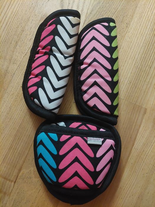 Nakładki na pasy fotelika niemowlęcego