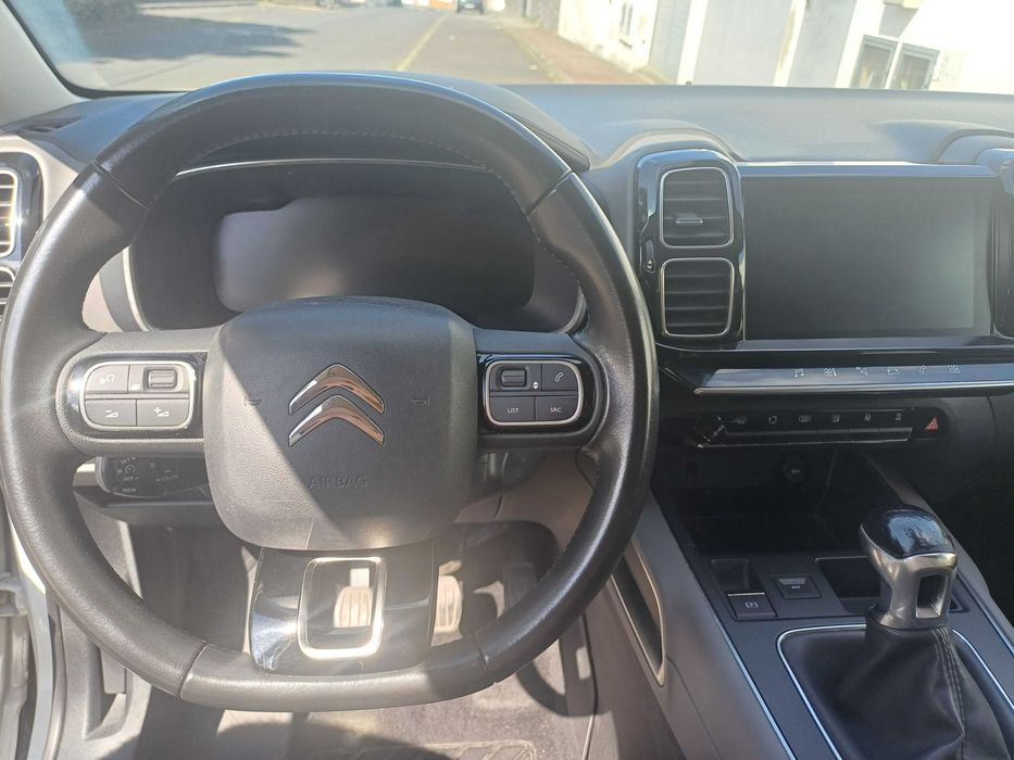 Citroën C5 Aircross 1.2 Gasolina - 130cv (172.000 km) em muito bom estado. Motivo: troca por um elétrico