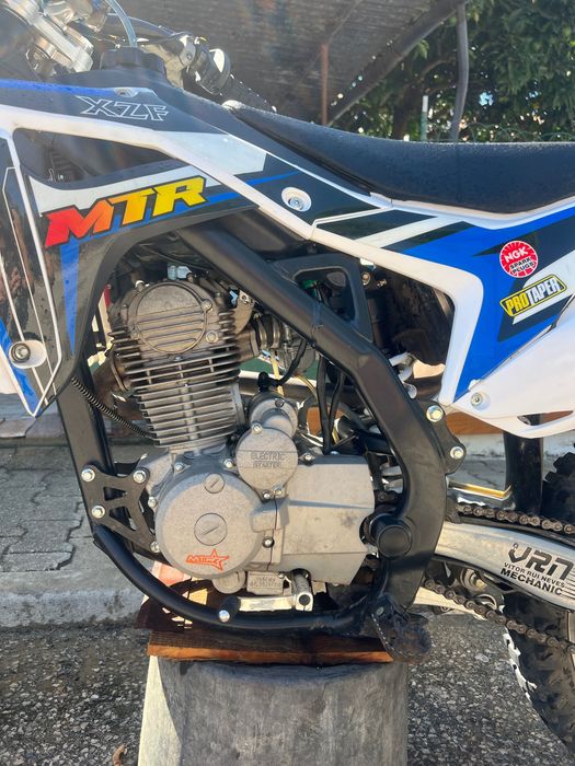Malcor xzf 250cc 4 tempos 2020