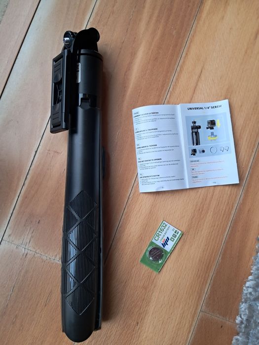 Tripé para telemóvel/câmara com comando