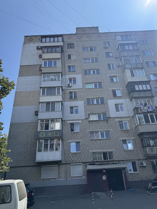 Срочно Продам 3 комнатную квартиру в центре пр.т Мира