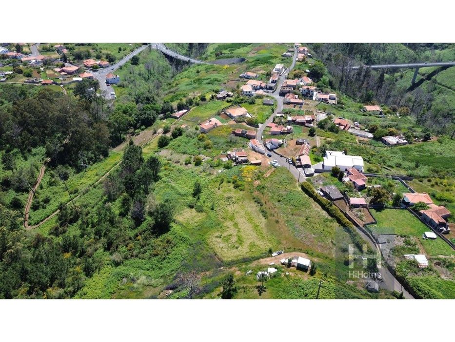 Terreno urbanizavel construção moradias em Prazeres, Calheta