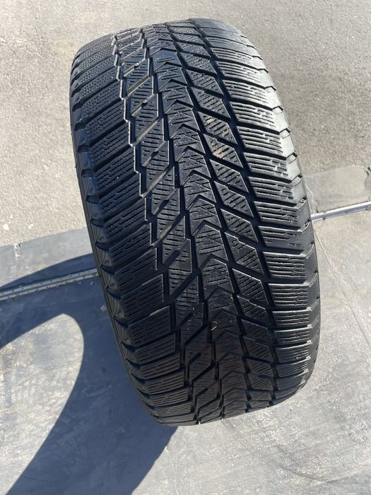 225/45/17 roadstone winguard ice plus