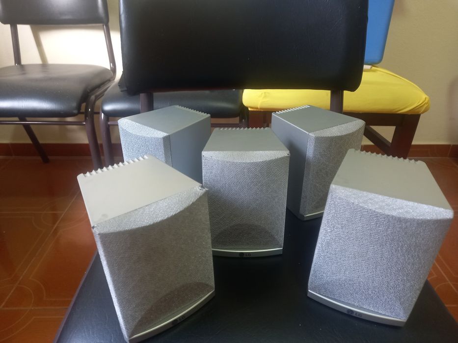 Sistema de Som com Colunas