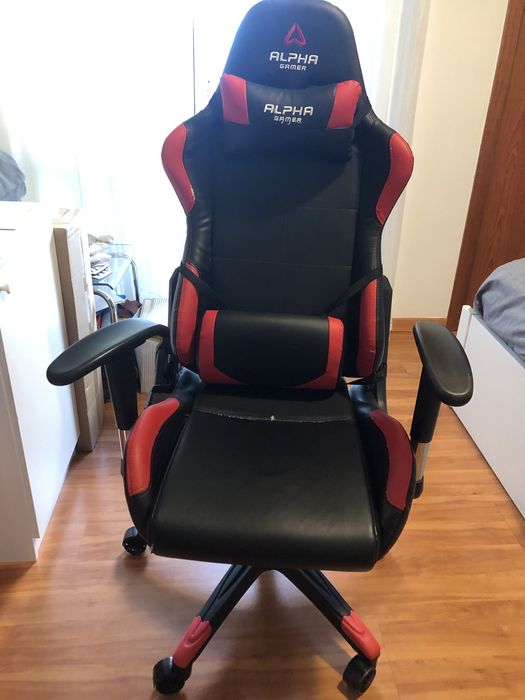 Cadeira Gamming em excelente estado
