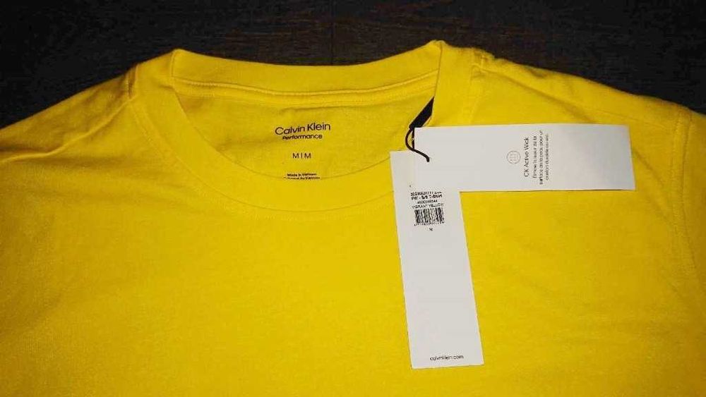 T-Shirt Calvin Klein Performance  r. M