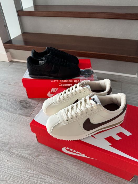 NEW Nike Cortez Shoes Beige (in box)