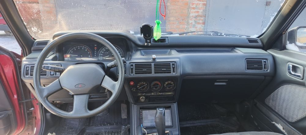 Мицубісі Галант 6