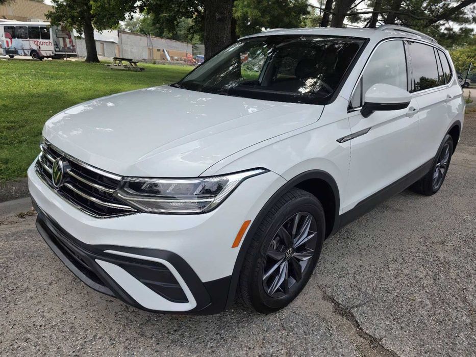 Volkswagen Tiguan SE 4Motion      2022