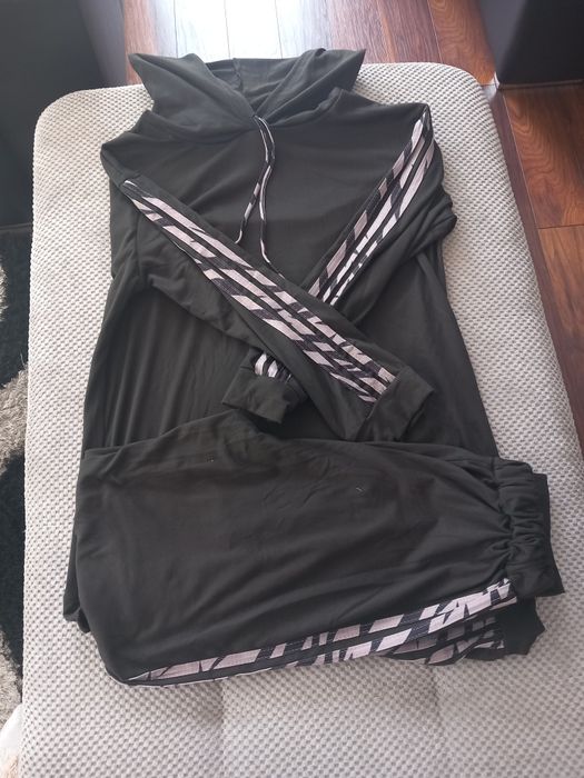 Dres damski sportowy