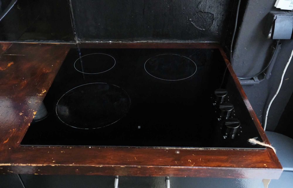 Placa de fogão com 3 zonas de cozedura