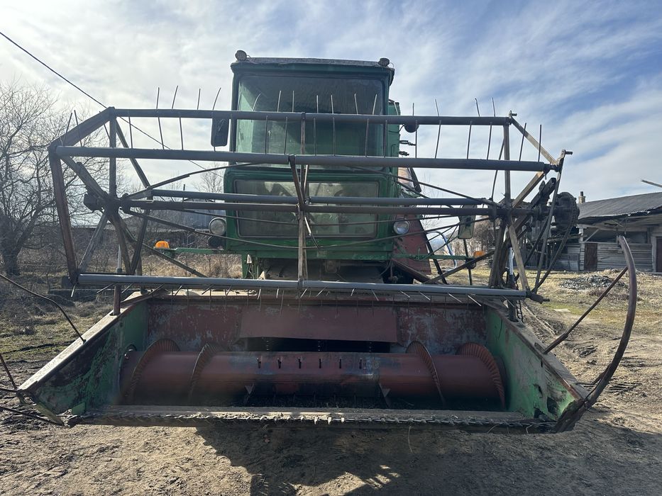 Продам комбайн Class