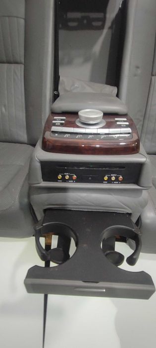 Салон, сидіння Mercedes w221