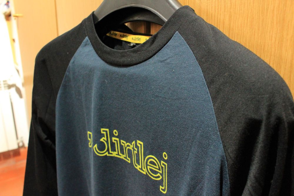 Jersey Dirtlej M / camisola bicicleta / btt