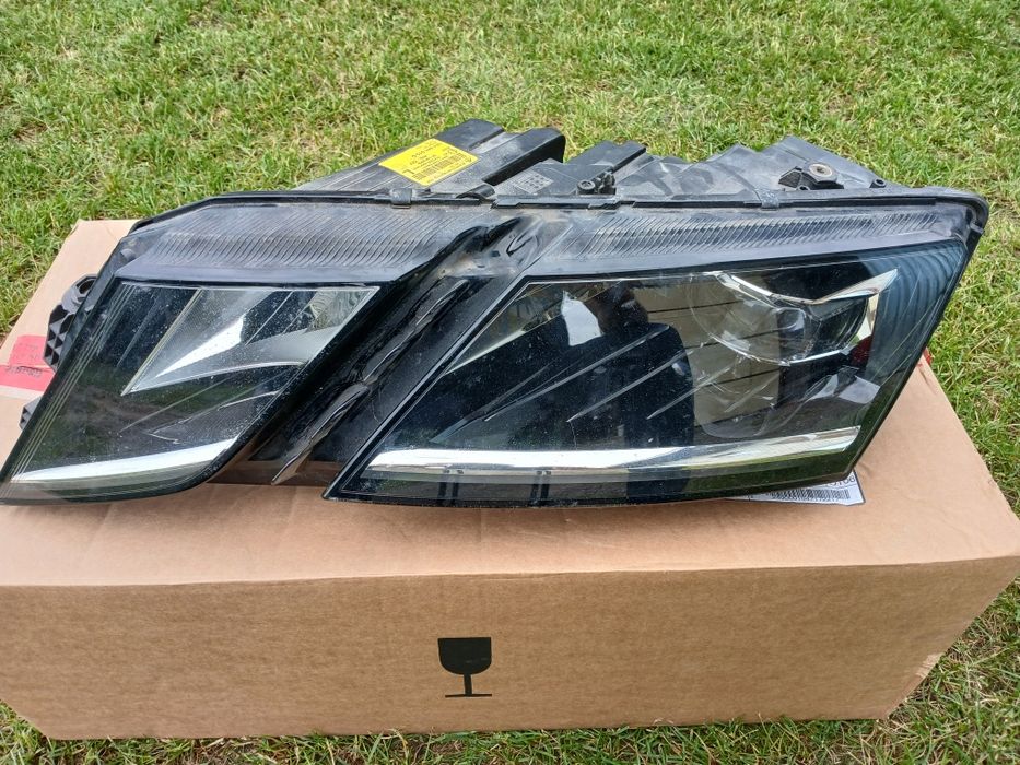 Lampa  full led lewa  skoda octavia  3 2017