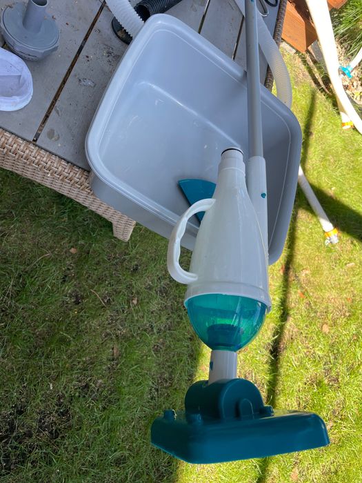 Basen stelażowy Bestway 300x200x66 plus osprzęt