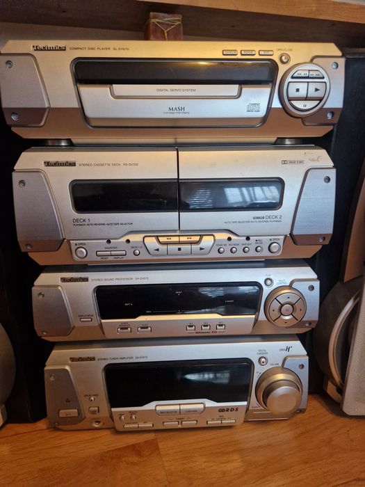Sprzedam wieże technics.