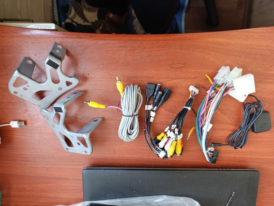 Продаем 2х диновую магнетолу