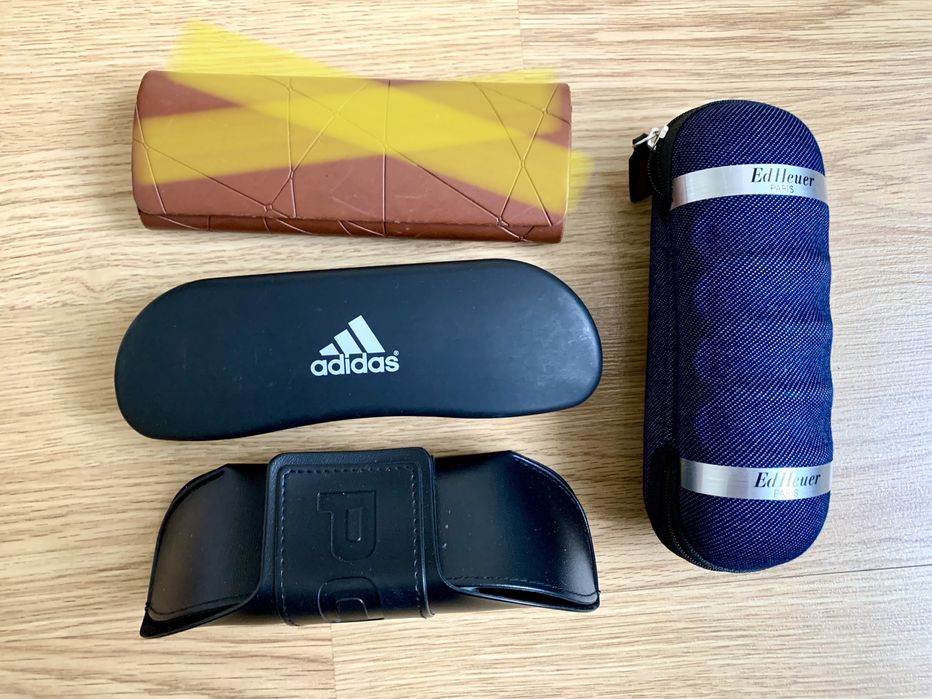 Футляри для окулярів