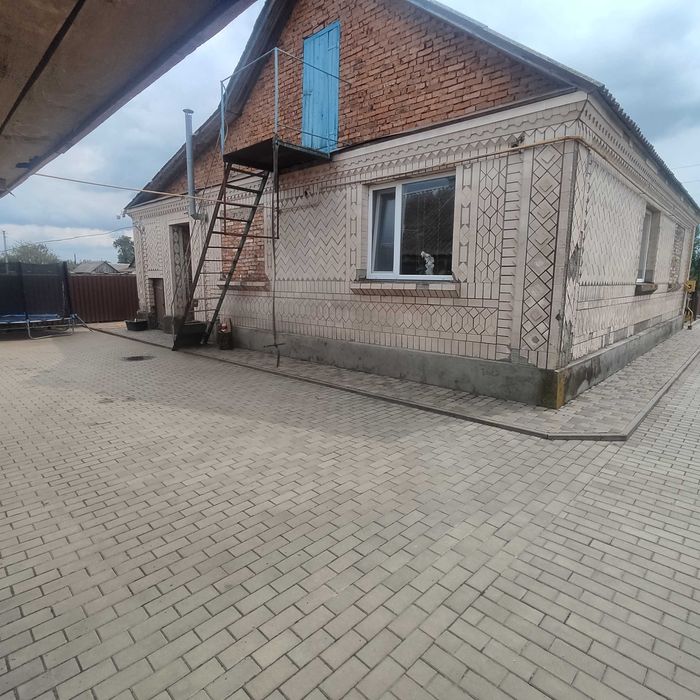 Продається будинок.