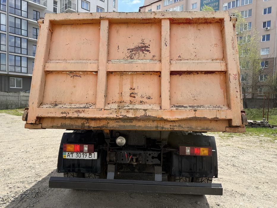 Продас самоскид.
