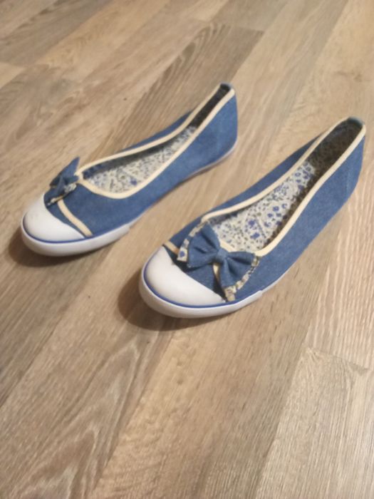 Продам жіночі балетки